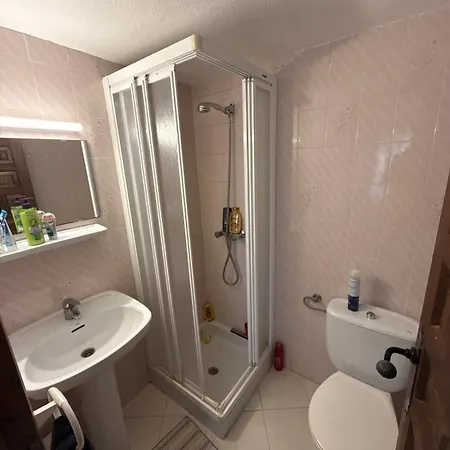 Apartment Casa La - Guest Flat By The Pool