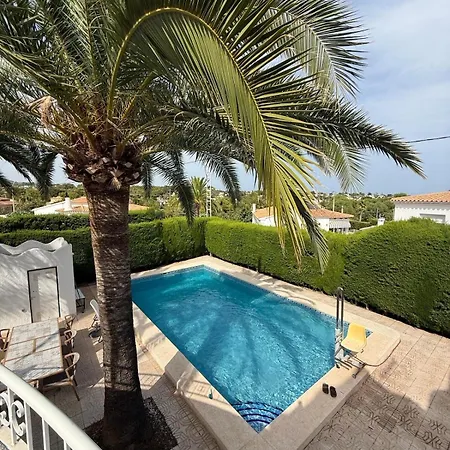 Casa La - Guest Flat By The Pool