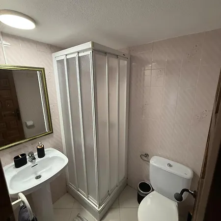 Casa La - Guest Flat By The Pool *